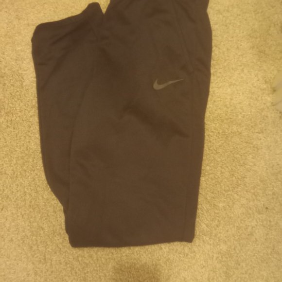Nike dry-fit pants - Picture 2 of 2
